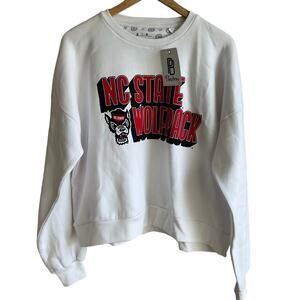 NC State Wolfpack Pressbox Women's Crewneck Sweatshirt White Small NEW